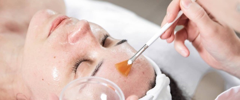 Zabieg z kwasem azelainowym